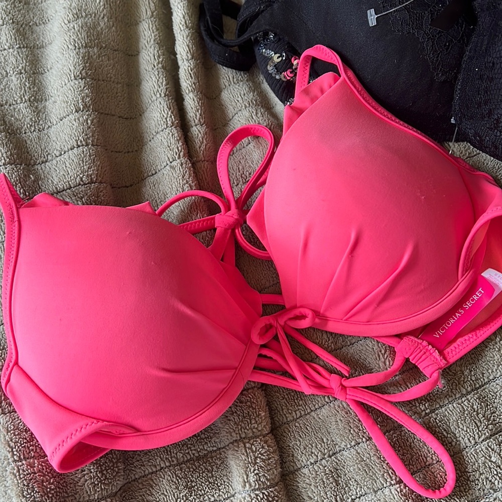 Swim suit top